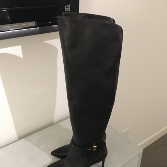 Boots - Picture 2 of 4